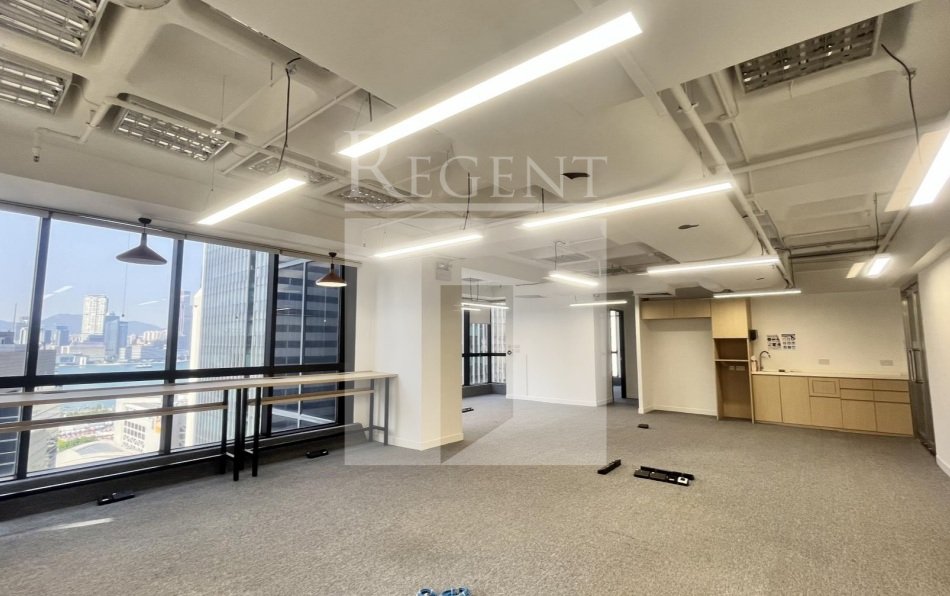 CHINA HONG KONG TOWER (中港大廈)